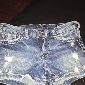 Shorts (silver brand)